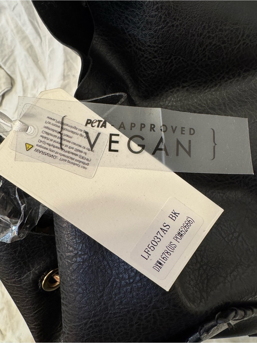 NWT Slouchy Hobo Bucket Bag in Black Vegan Leather | Y2K Moto Boho Minimalist - Picture 6 of 10